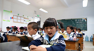 持續(xù)捐贈(zèng)，立達(dá)信點(diǎn)亮百萬(wàn)鄉(xiāng)村孩子未來(lái)！