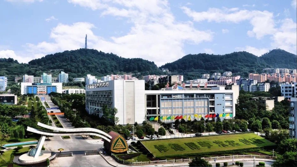 立達(dá)信中標(biāo)重慶郵電大學(xué)物聯(lián)實(shí)驗(yàn)室智能管理項(xiàng)目，賦能智慧教育新未來(lái)！